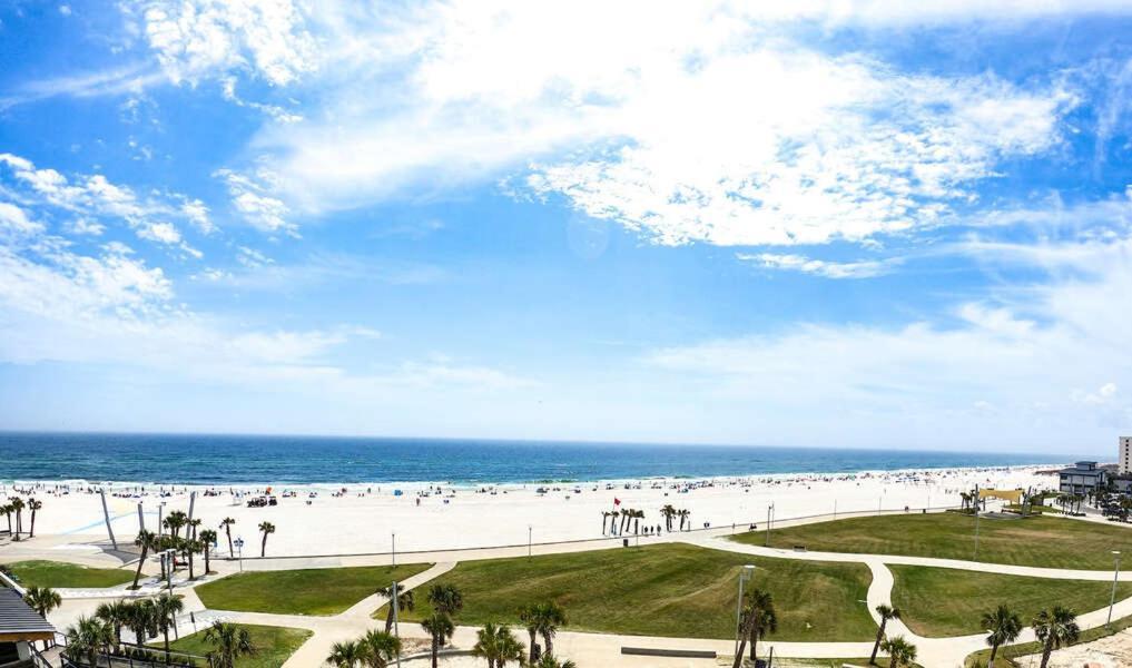 Budget Friendly Condo Within Walking Distance To The Beach! Gulf Shores Bagian luar foto